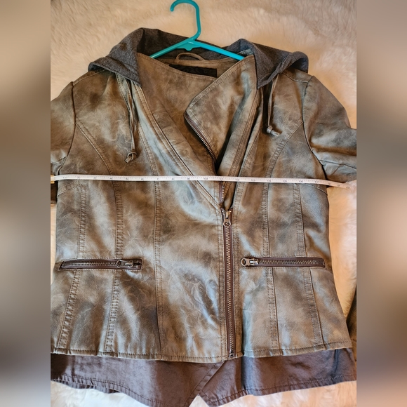 Bomber jacket - Picture 5 of 5